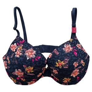Victoria's Secret Wear Everywhere Push-up Lace Bra, 32D
